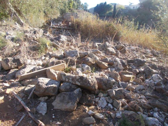 Image No.33-3 Bed Land for sale