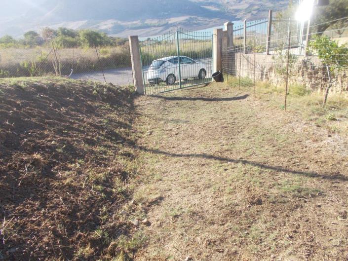 Image No.43-3 Bed Land for sale