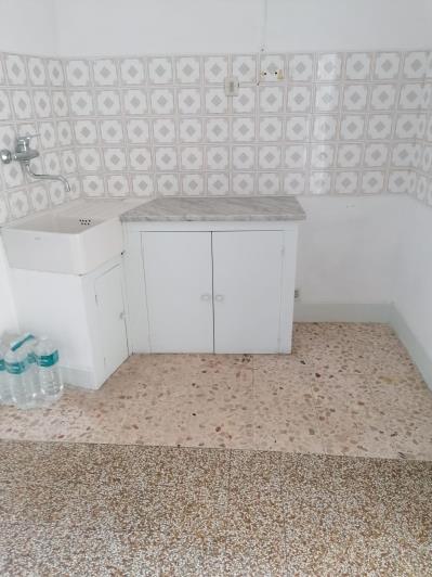 Image No.8-2 Bed House for sale