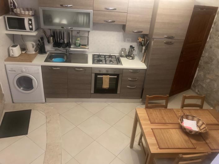 Image No.12-3 Bed Townhouse for sale