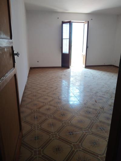 Image No.15-3 Bed Townhouse for sale