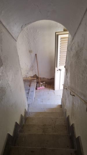 Image No.7-2 Bed Townhouse for sale