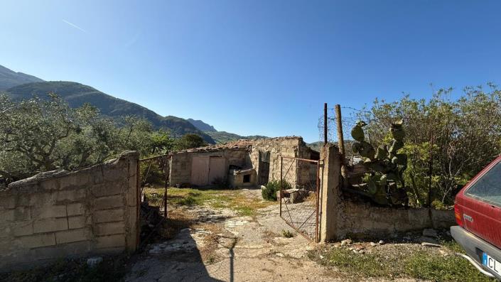 Image No.15-3 Bed Villa for sale