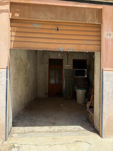 Image No.3-1 Bed House for sale