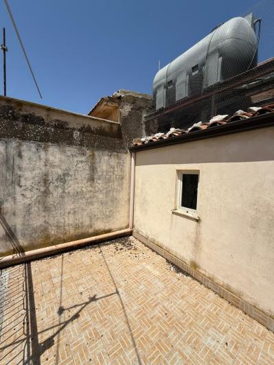 Image No.19-1 Bed House for sale