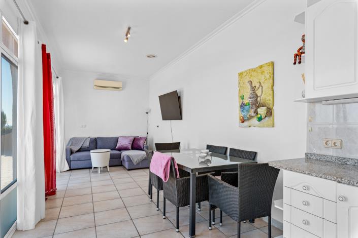 Image No.26-4 Bed Villa / Detached for sale