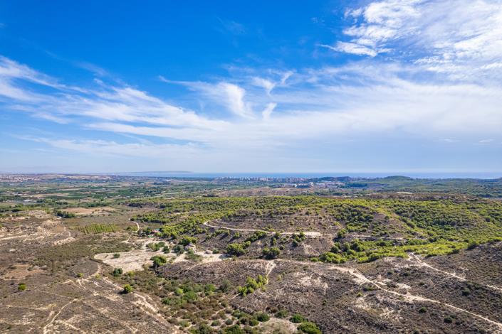 Image No.35-3 Bed Villa / Detached for sale