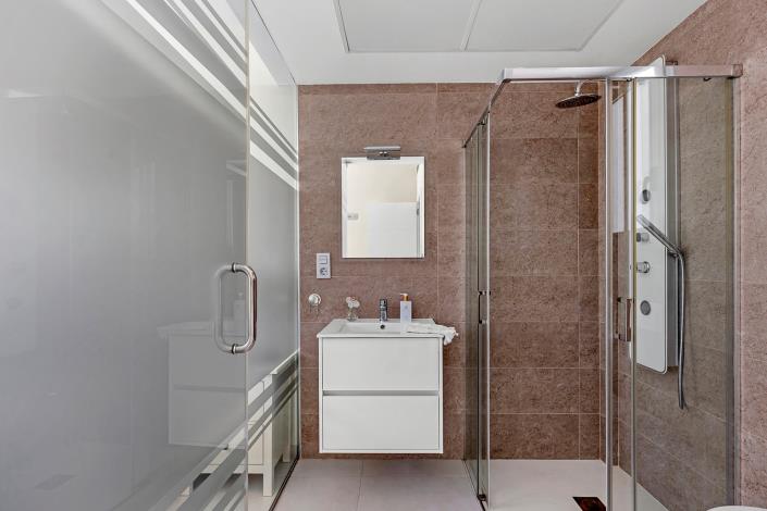 Image No.25-3 Bed Villa for sale