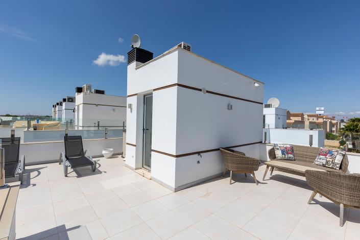 Image No.29-3 Bed Villa for sale