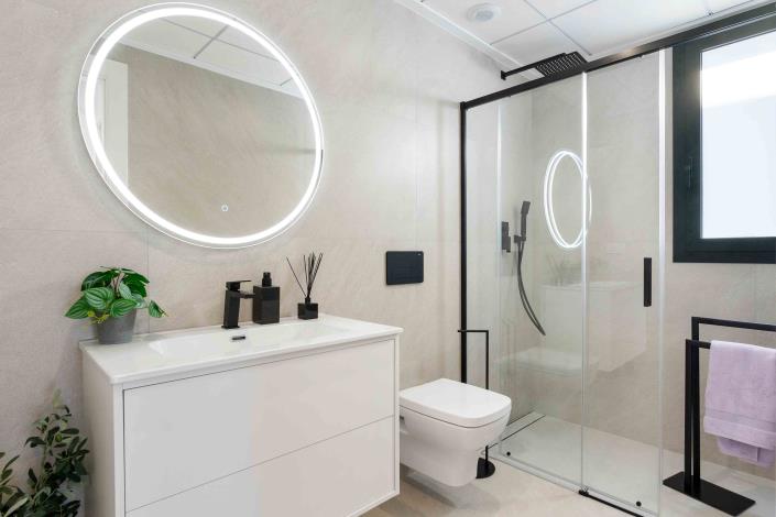 Image No.14-3 Bed Villa / Detached for sale