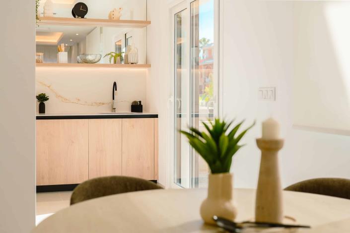 Image No.16-3 Bed Semi-Detached for sale