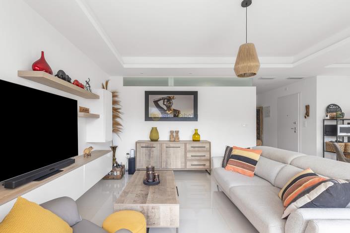 Image No.13-2 Bed Apartment for sale