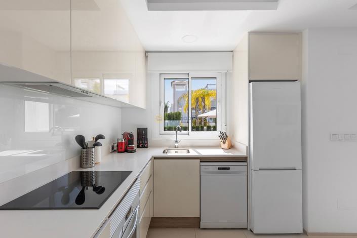 Image No.6-2 Bed Apartment for sale