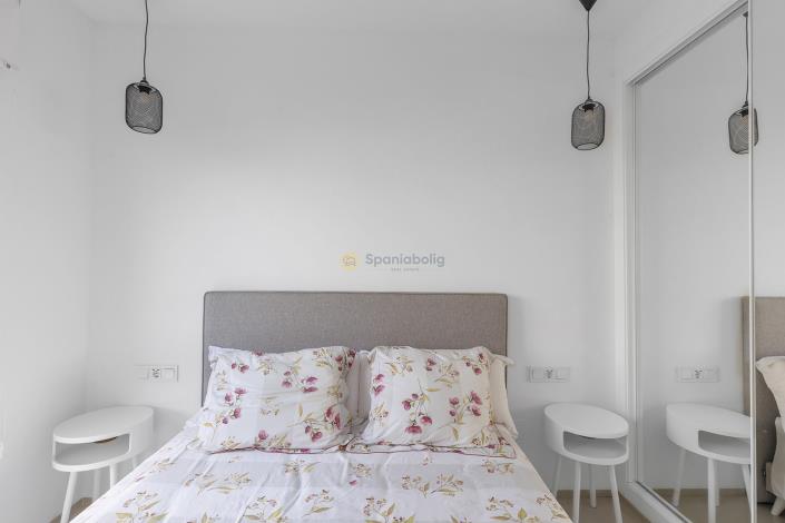 Image No.23-2 Bed Apartment for sale