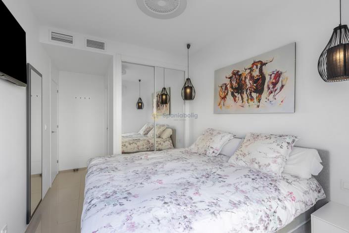 Image No.19-2 Bed Apartment for sale