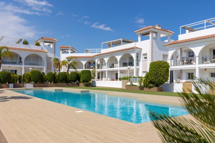 Image No.45-2 Bed Apartment for sale