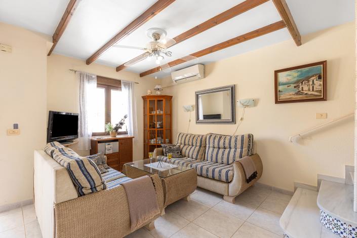 Image No.11-2 Bed Townhouse for sale