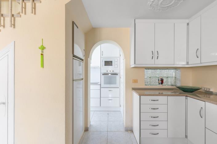 Image No.3-2 Bed Townhouse for sale