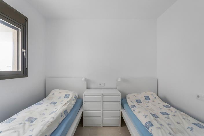 Image No.23-2 Bed Apartment for sale