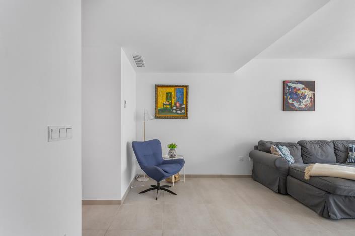 Image No.15-2 Bed Apartment for sale