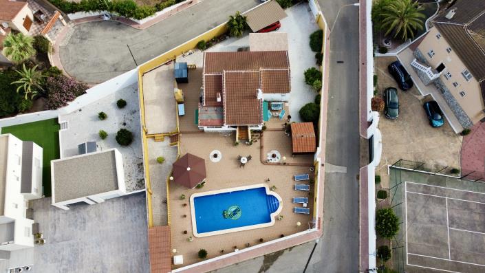 Image No.19-4 Bed Villa / Detached for sale