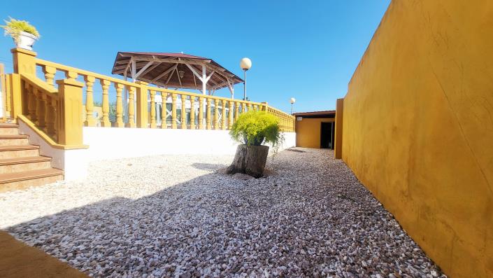 Image No.25-4 Bed Villa / Detached for sale