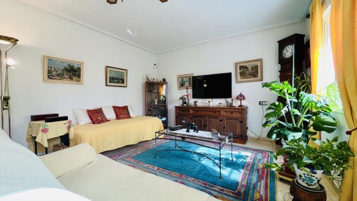 Image No.7-4 Bed Villa / Detached for sale