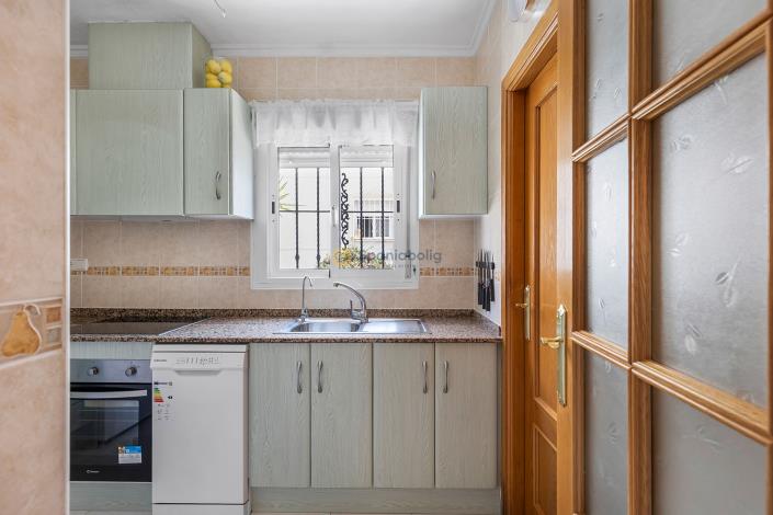 Image No.8-2 Bed Semi-Detached for sale