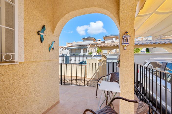 Image No.20-5 Bed Villa / Detached for sale