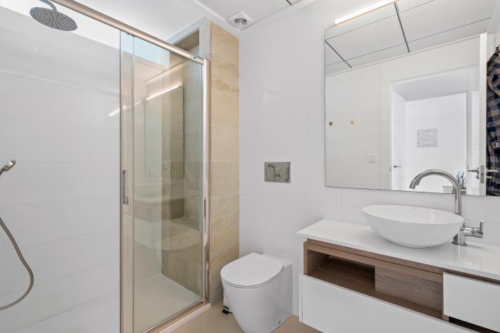 Image No.18-2 Bed Apartment for sale