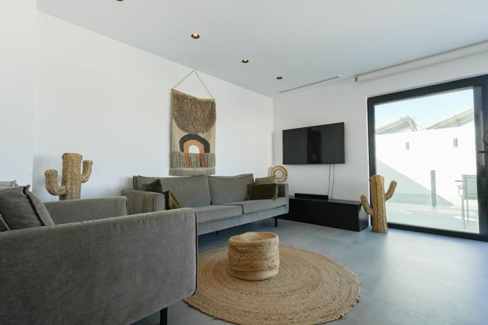 Image No.5-5 Bed Villa for sale