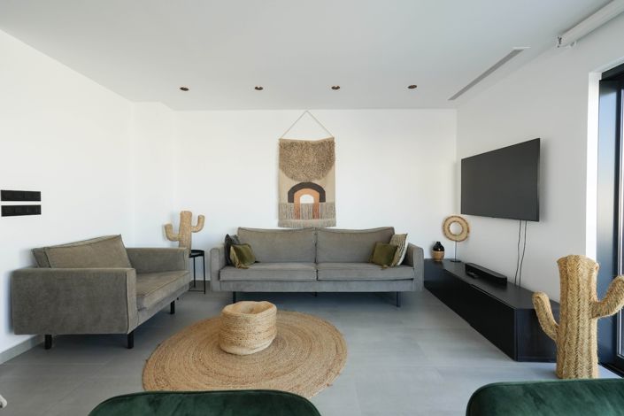 Image No.6-5 Bed Villa for sale