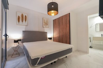 o1iqq06p2tv0v1h5ome2g3n16v82d