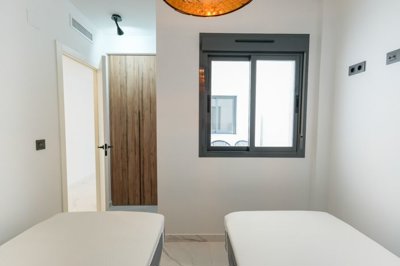 o1iqq06p2tl82148jua51sla4s22v