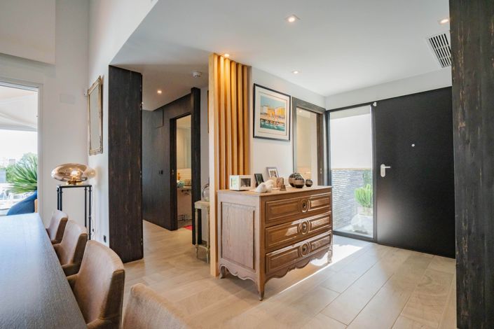 Image No.24-2 Bed Villa for sale