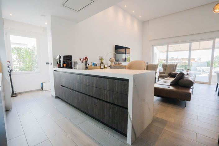 Image No.6-2 Bed Villa for sale