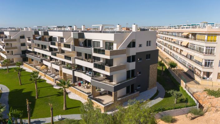 Image No.21-2 Bed Apartment for sale