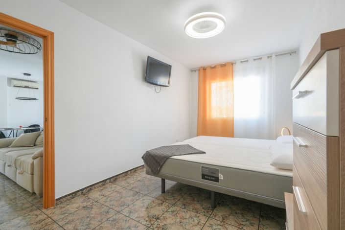 Image No.20-3 Bed Apartment for sale