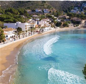 villa-in-moraira-14-large