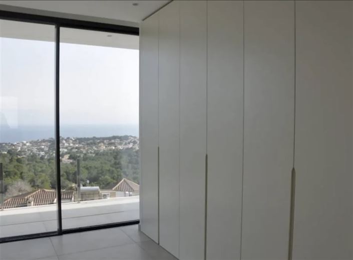 Image No.14-4 Bed Villa for sale