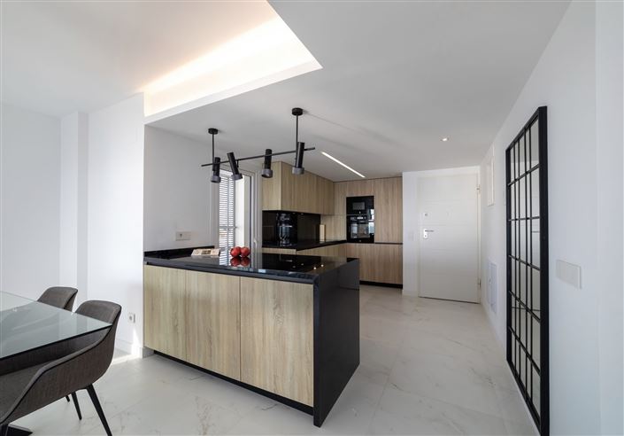 Image No.10-3 Bed Apartment for sale