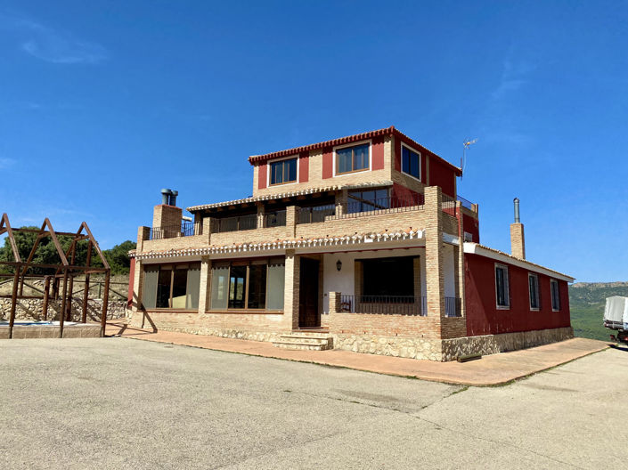 Image No.8-5 Bed Finca for sale