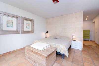 o1i7e5km5blhb1o3oqhe15nm1e4848