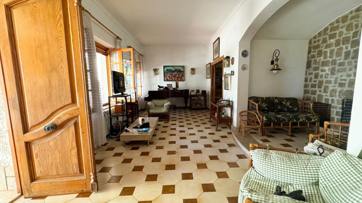 Image No.21-6 Bed Villa for sale