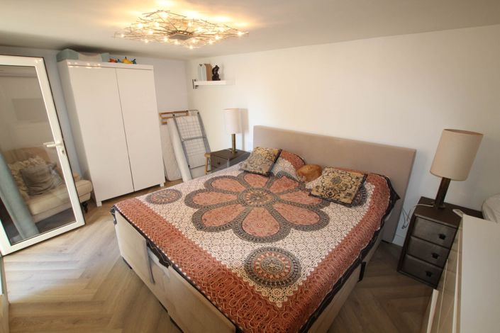 Image No.25-5 Bed Villa for sale