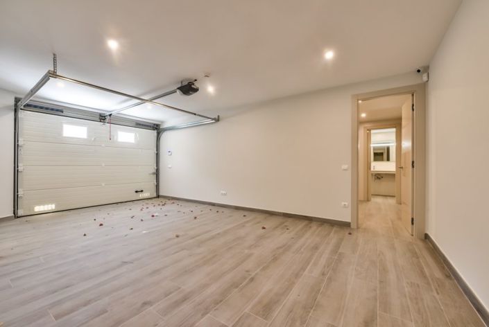 Image No.22-6 Bed Villa for sale