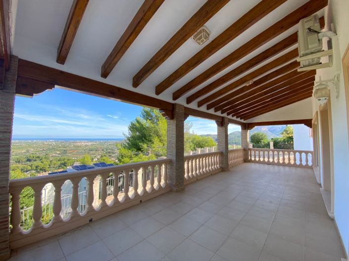 Image No.2-Villa de 5 chambres à vendre à Pedreguer