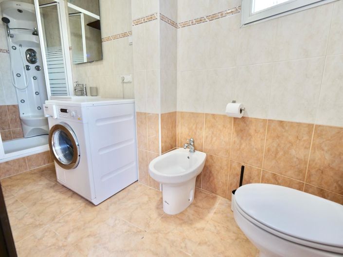 Image No.21-4 Bed Villa for sale