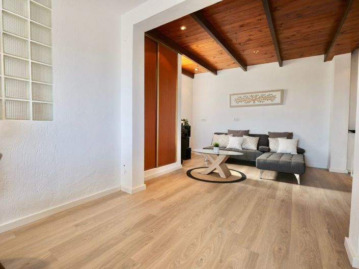 Image No.25-4 Bed Villa for sale