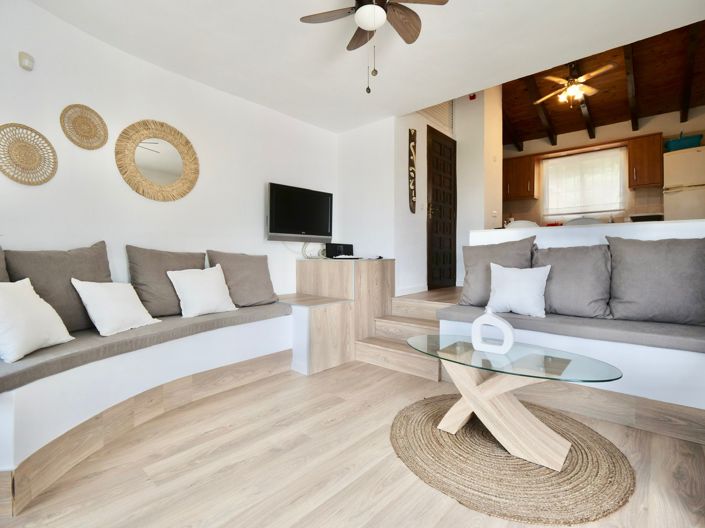 Image No.9-4 Bed Villa for sale